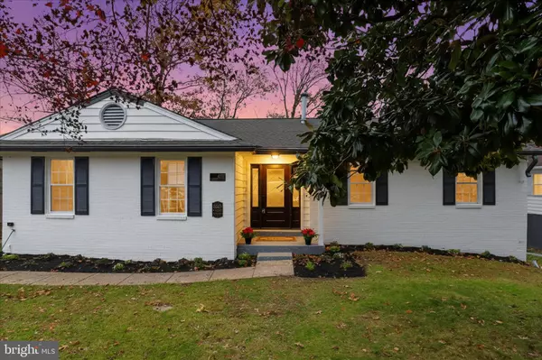 6112 REDWOOD LN, Alexandria, VA 22310