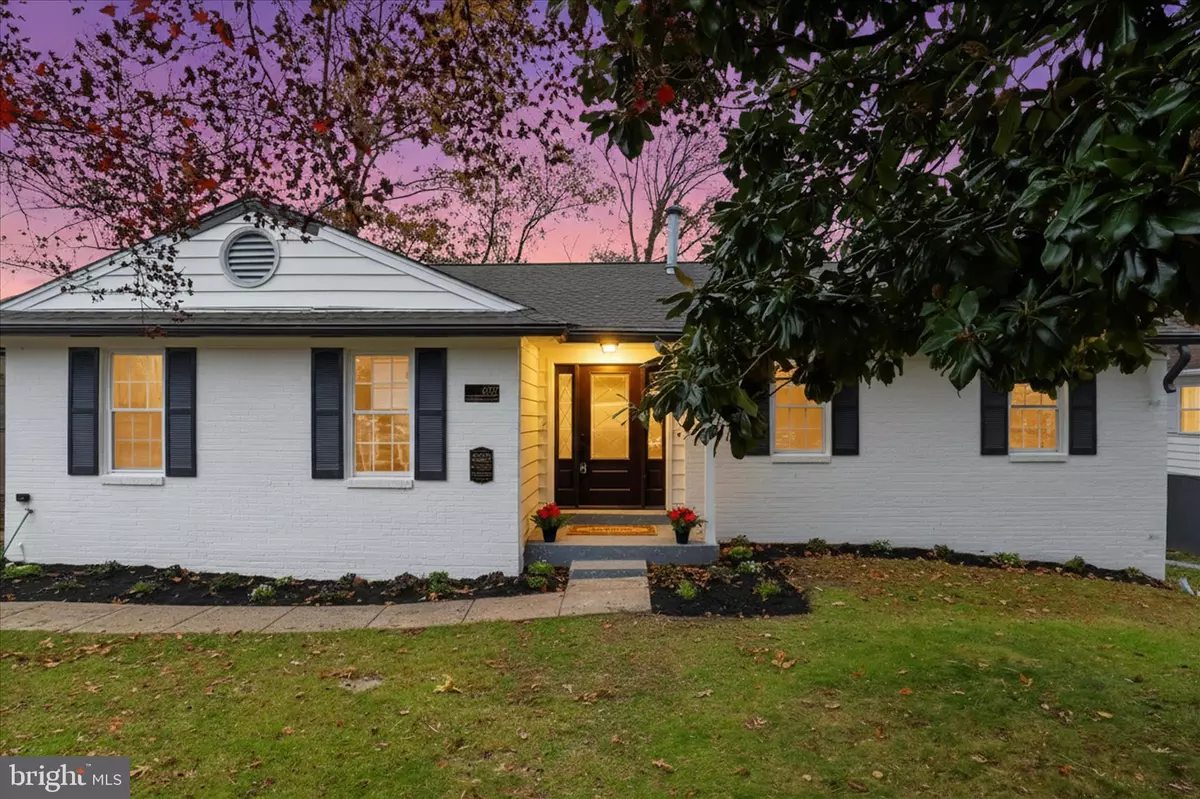 Alexandria, VA 22310,6112 REDWOOD LN