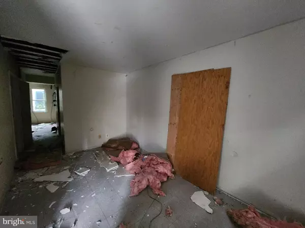 Baltimore, MD 21217,915 N CALHOUN ST