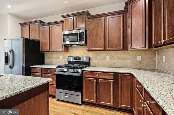 Clarksburg, MD 20871,23216 SCHOLL MANOR WAY #1327