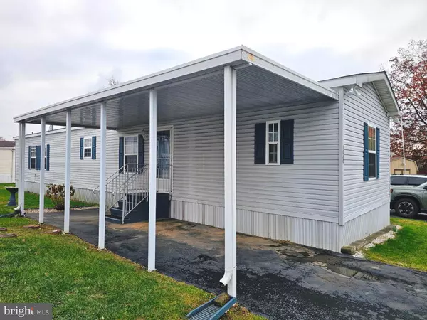 1060 HARVARD AVE, Camp Hill, PA 17011
