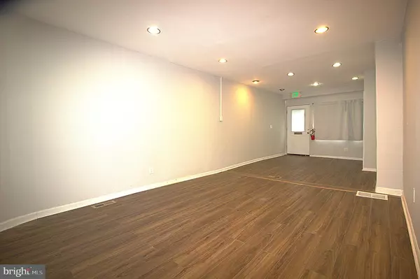 Baltimore, MD 21218,2414 SAINT PAUL ST