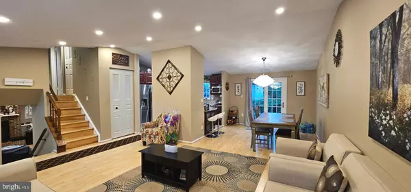 Fairfax, VA 22032,4033 PICKSTONE DR