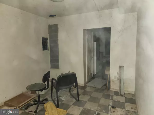 Baltimore, MD 21217,1319 MOSHER ST