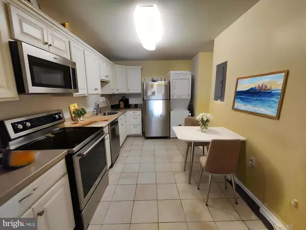 Mclean, VA 22102,8360 GREENSBORO DR #207