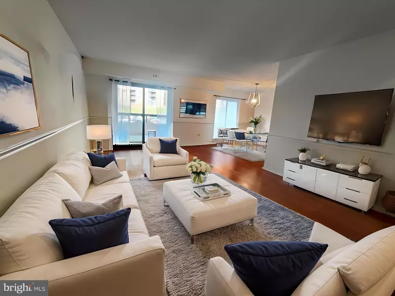 8360 GREENSBORO DR #207, Mclean, VA 22102