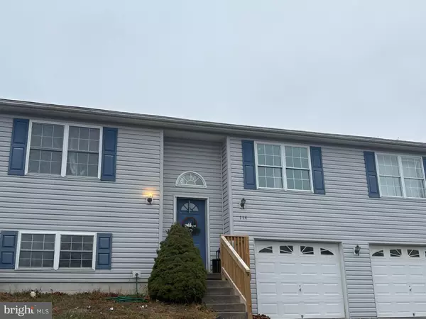 114 GALAXY CT, Martinsburg, WV 25404