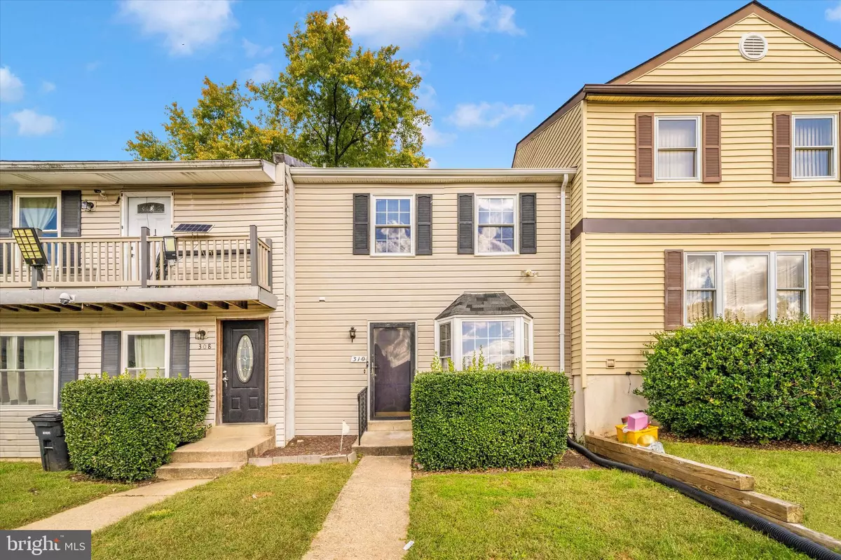 Upper Marlboro, MD 20774,310 HARRY S TRUMAN DR #226