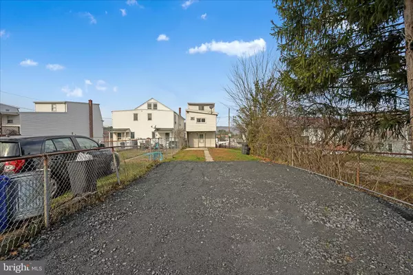 Minersville, PA 17954,423 LYTLE ST