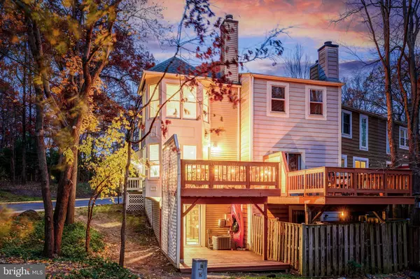 Reston, VA 20191,2180 WHISPERWOOD GLEN LN