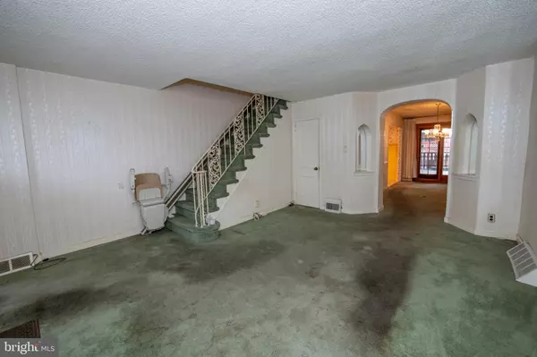 Philadelphia, PA 19135,6258 COTTAGE ST