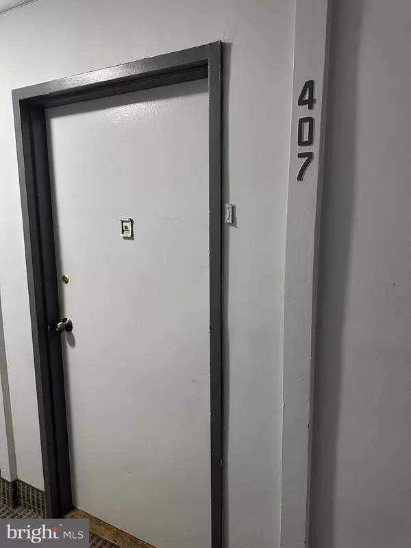 Alexandria, VA 22312,5801 QUANTRELL AVE #407