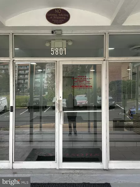 5801 QUANTRELL AVE #407, Alexandria, VA 22312