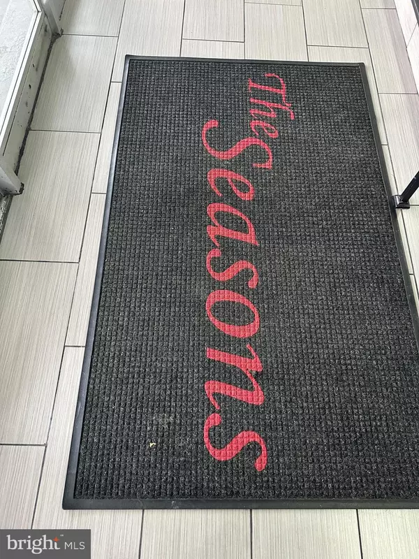 Alexandria, VA 22312,5801 QUANTRELL AVE #407