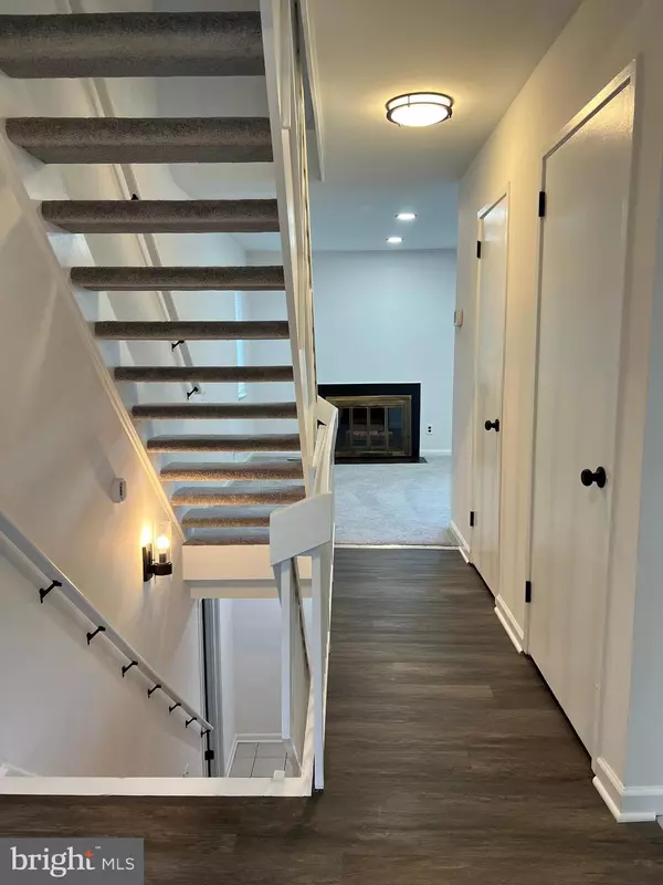 Reston, VA 20190,1546 SCANDIA CIR