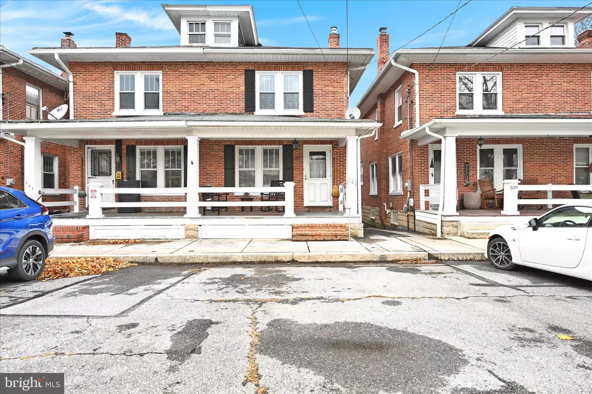 Mount Joy, PA 17552,341 W DONEGAL ST