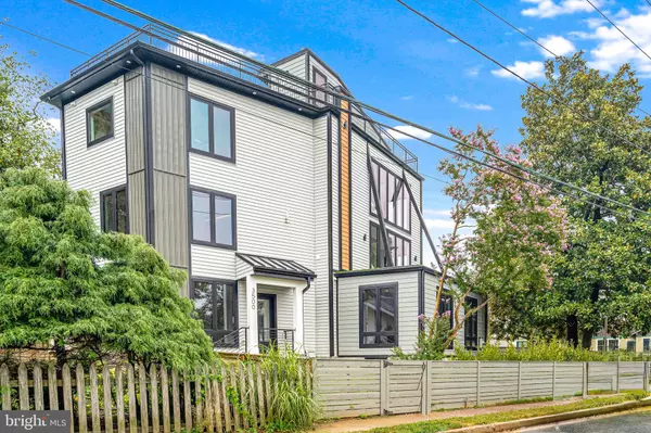 Arlington, VA 22201,3500 7TH ST N