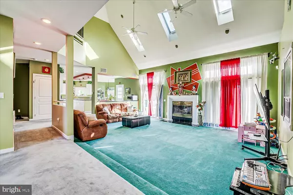 East Windsor, NJ 08520,824 WINDSOR PERRINEVILLE