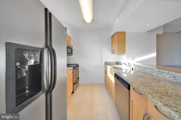 Centreville, VA 20121,14494 COOL OAK LN