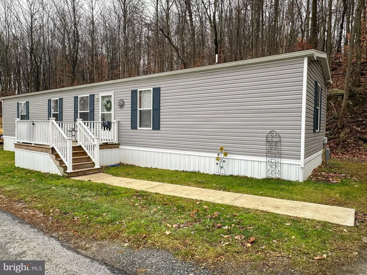 Gap, PA 17527,725 HILLSIDE DR