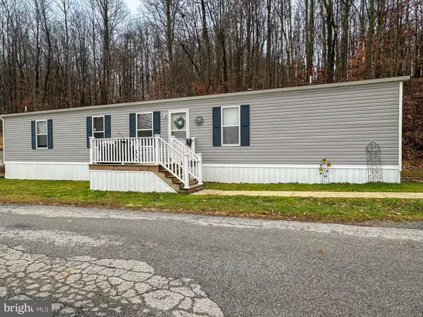 Gap, PA 17527,725 HILLSIDE DR