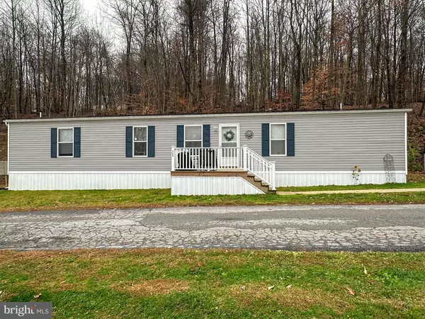 Gap, PA 17527,725 HILLSIDE DR