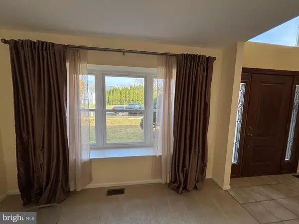 Southampton, PA 18966,634 NICOLE DR