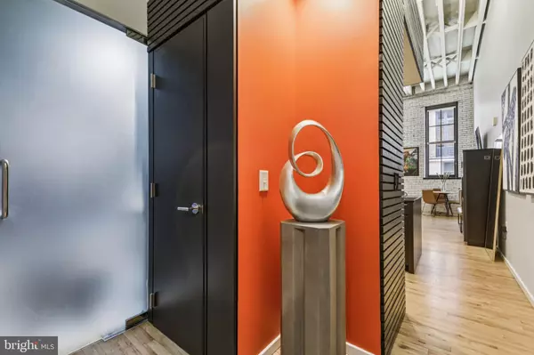 Washington, DC 20001,437 NEW YORK AVE NW #Y26