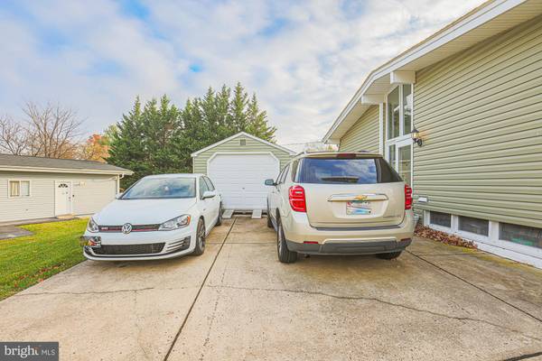 Baltimore, MD 21208,8205 ARROWHEAD RD