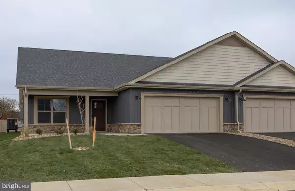 76 GRAINFIELD CT, Martinsburg, WV 25404