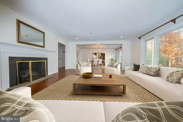 Newtown Square, PA 19073,409 TIMBER LN