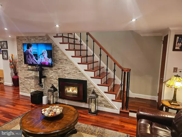 Philadelphia, PA 19151,1304 N 76TH ST