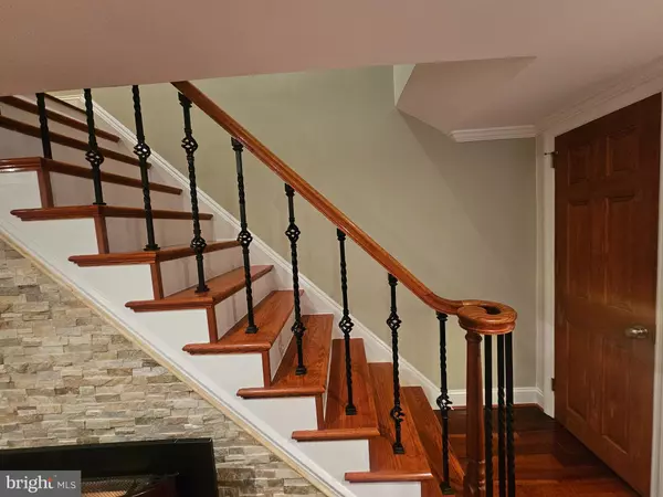 Philadelphia, PA 19151,1304 N 76TH ST