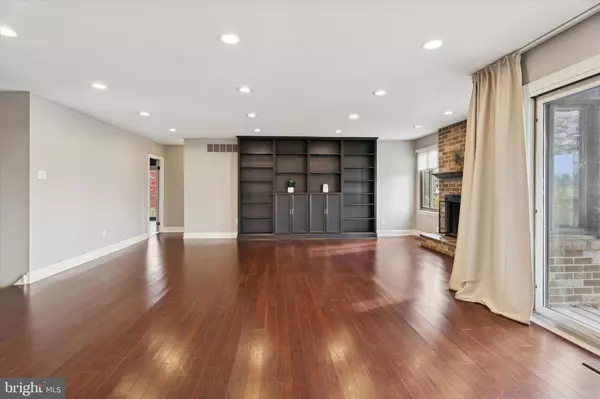 Ambler, PA 19002,3404 HONEY RUN RD