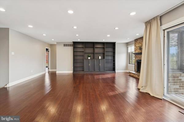 Ambler, PA 19002,3404 HONEY RUN RD