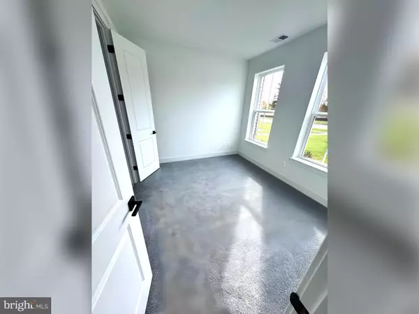 Frederick, MD 21702,1877 SHOOKSTOWN RD #C