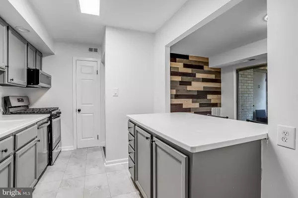 Rockville, MD 20852,12311 BRAXFIELD CT #7