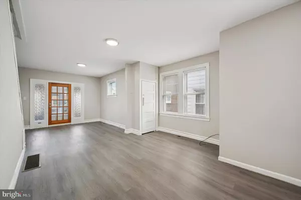 Philadelphia, PA 19111,470 ROBBINS ST