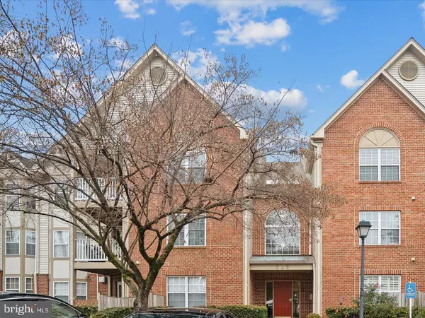 629 ADMIRAL DR #H8-305, Annapolis, MD 21401