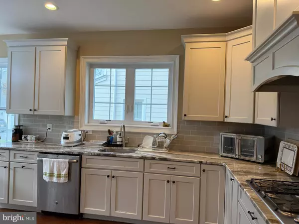 Princeton, NJ 08540,10 HARRIS RD