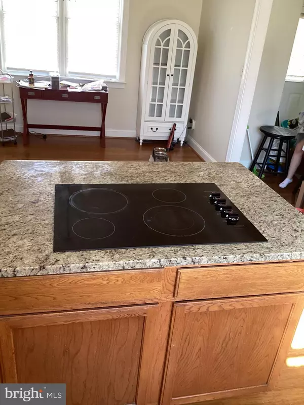 Spotsylvania, VA 22551,7612 MARYE RD