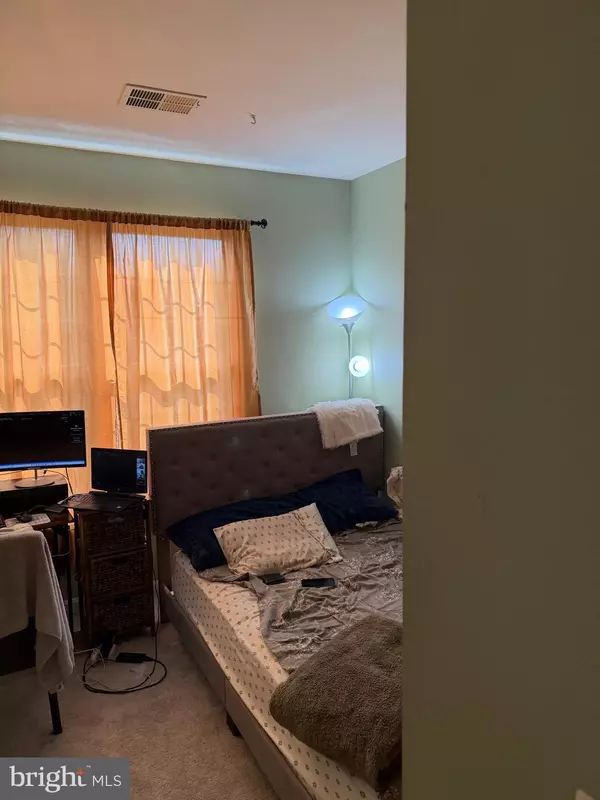 Fairfax, VA 22033,4200 MOZART BRIGADE LN #N