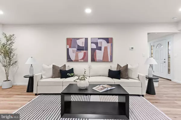 Willingboro, NJ 08046,206 CLUB HOUSE DR