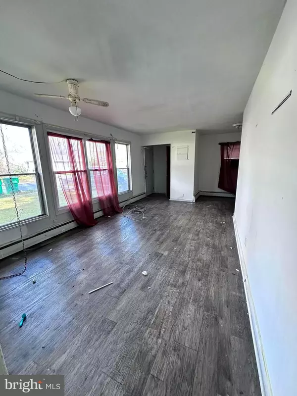 Dover, DE 19901,238 S GOVERNORS BLVD