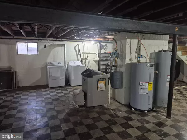 Strasburg, PA 17579,1858 WHITE OAK RD