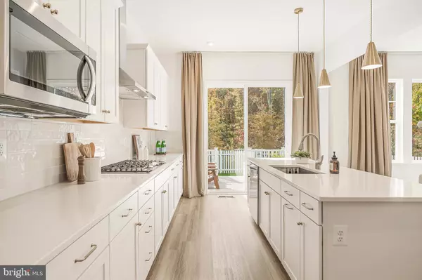 Dumfries, VA 22026,18260 MOSS GARDEN RD