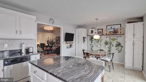 Ashburn, VA 20147,44072 FLORENCE TER