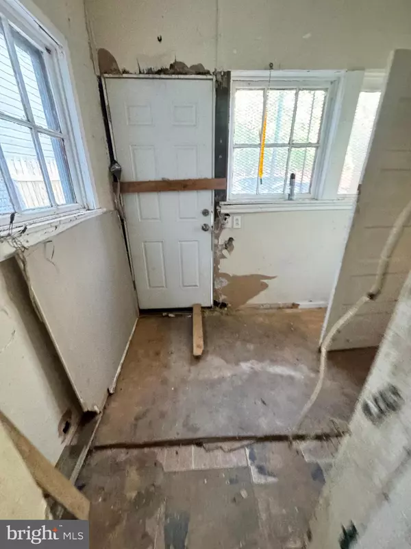 Philadelphia, PA 19133,2508 N LAWRENCE ST