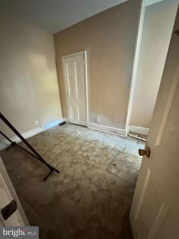 Philadelphia, PA 19133,2508 N LAWRENCE ST