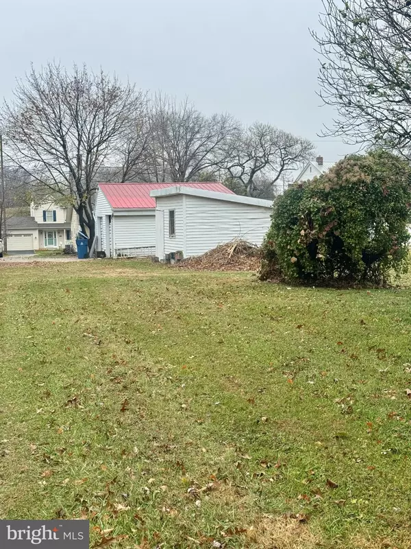 York, PA 17403,139 LOUCKS ST